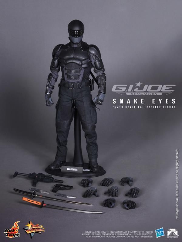 Snake Eyes Figure GI Joe Retaliation Hot Toys Hasbro 02